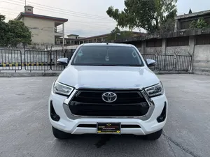 Toyota Hilux Revo V Automatic 2.8 2021 for Sale