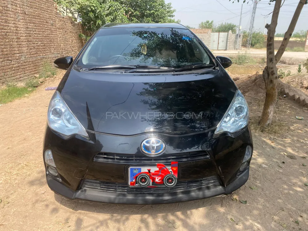 Toyota Aqua 2012 for Sale in Peshawar Image-1