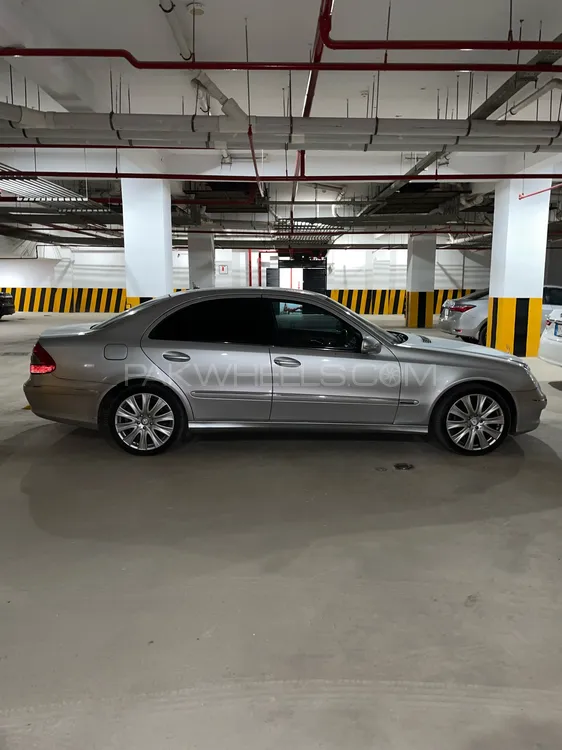 Mercedes Benz E Class 2007 for Sale in Islamabad Image-1