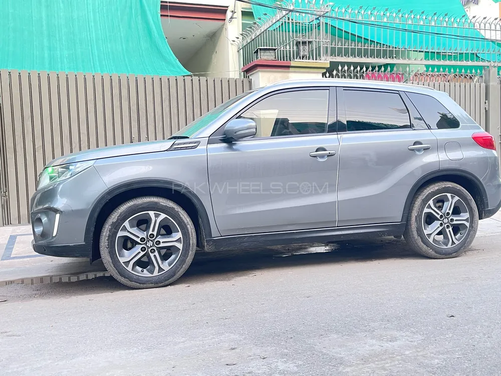 Suzuki Vitara 2018 for Sale in Lahore Image-1