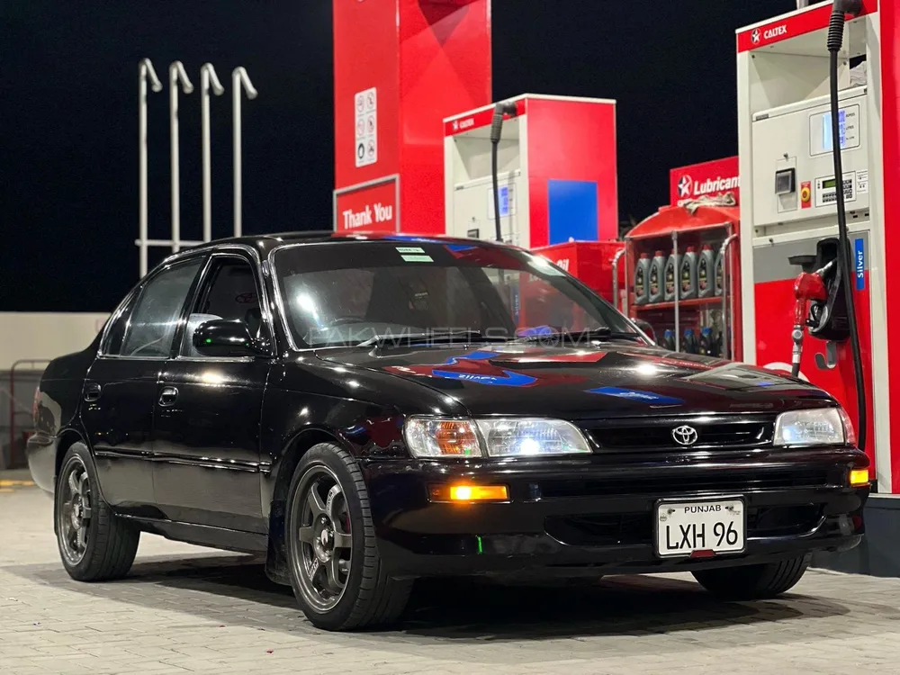 Toyota Corolla 1998 for Sale in Lahore Image-1