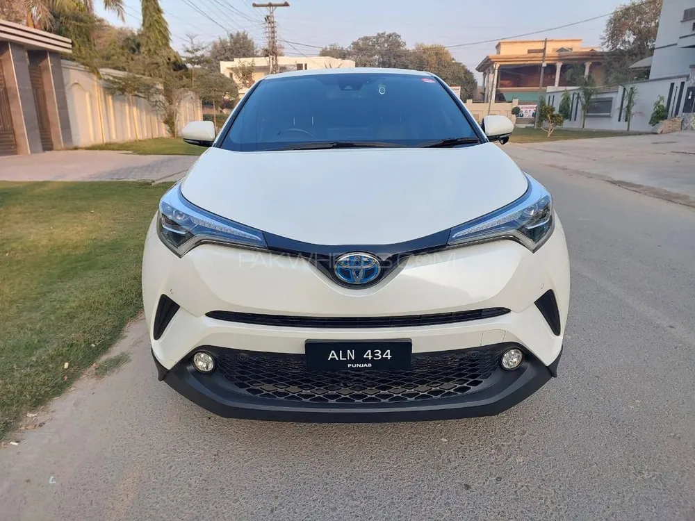 Toyota C-HR 2017 for Sale in Bahawalpur Image-1