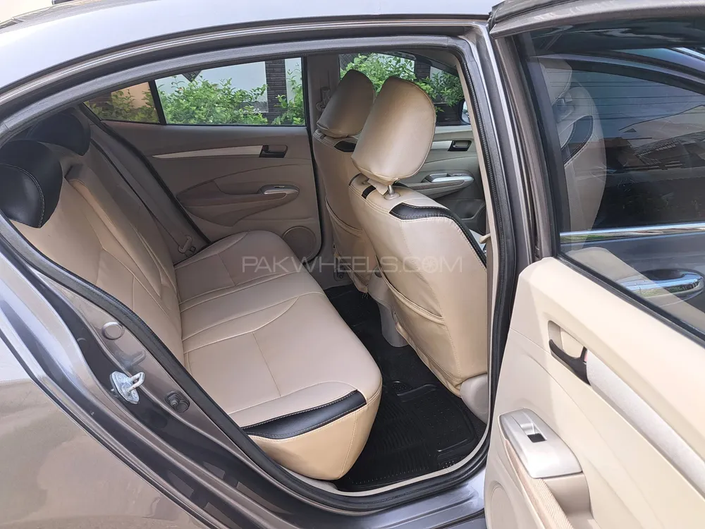 Honda City 2016 for Sale in Lahore Image-1