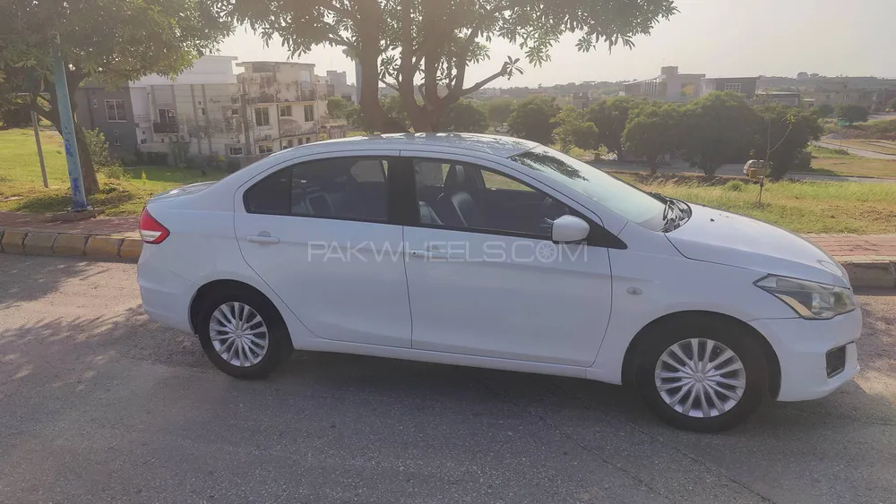 Suzuki Ciaz 2017 for Sale in Islamabad Image-1