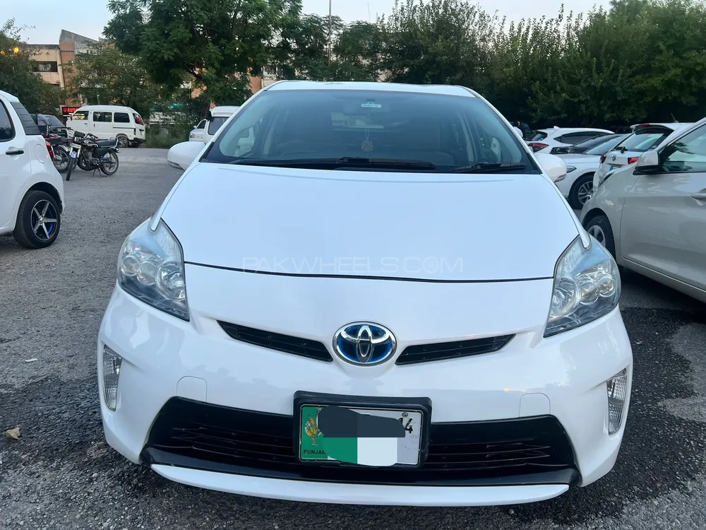 Toyota Prius 2010 for Sale in Islamabad Image-1