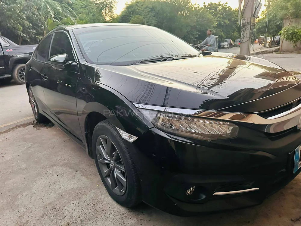 Honda Civic 2020 for Sale in Lahore Image-1