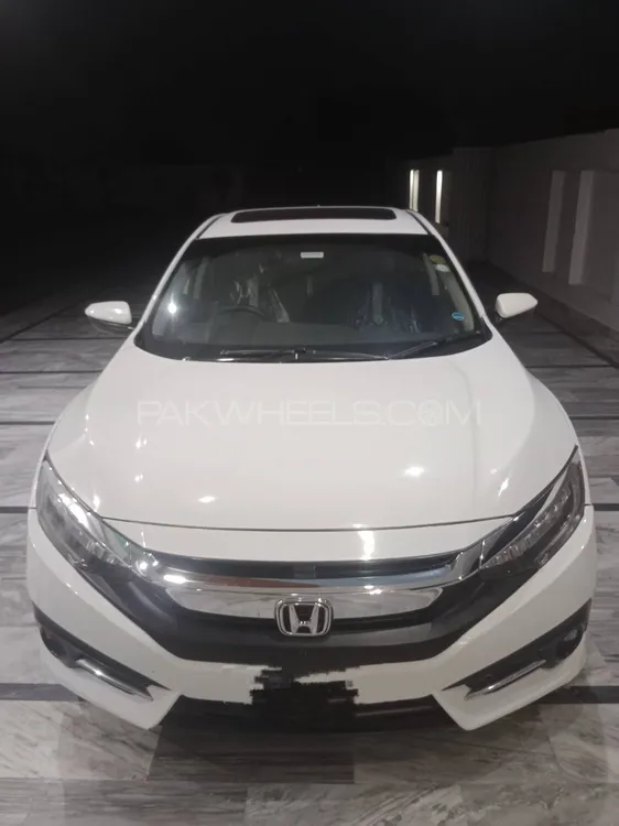 Honda Civic 2018 for Sale in Lahore Image-1
