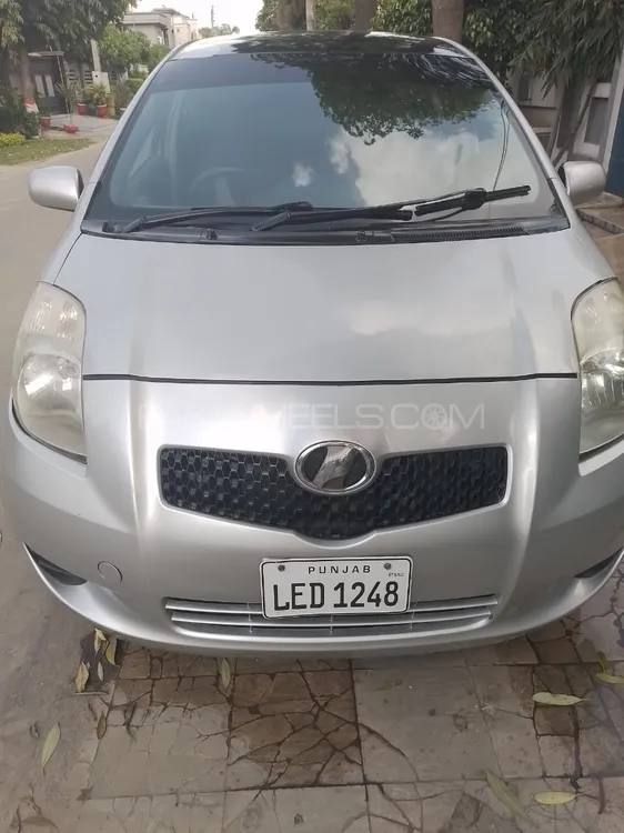 Toyota Vitz 2005 for Sale in Gujranwala Image-1