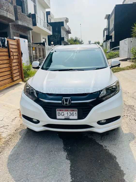 Honda Vezel 2014 for Sale in Islamabad Image-1