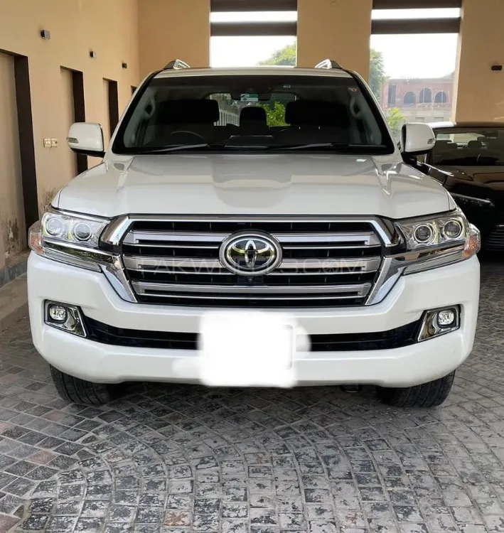 Toyota Land Cruiser 2016 for Sale in Faisalabad Image-1