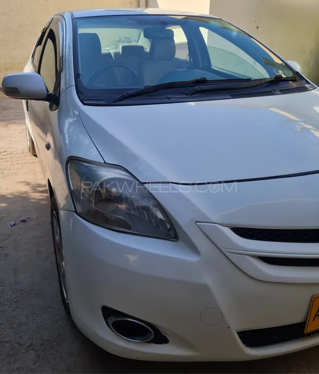 Toyota Belta 2006 for Sale in Muzaffar Gargh Image-1