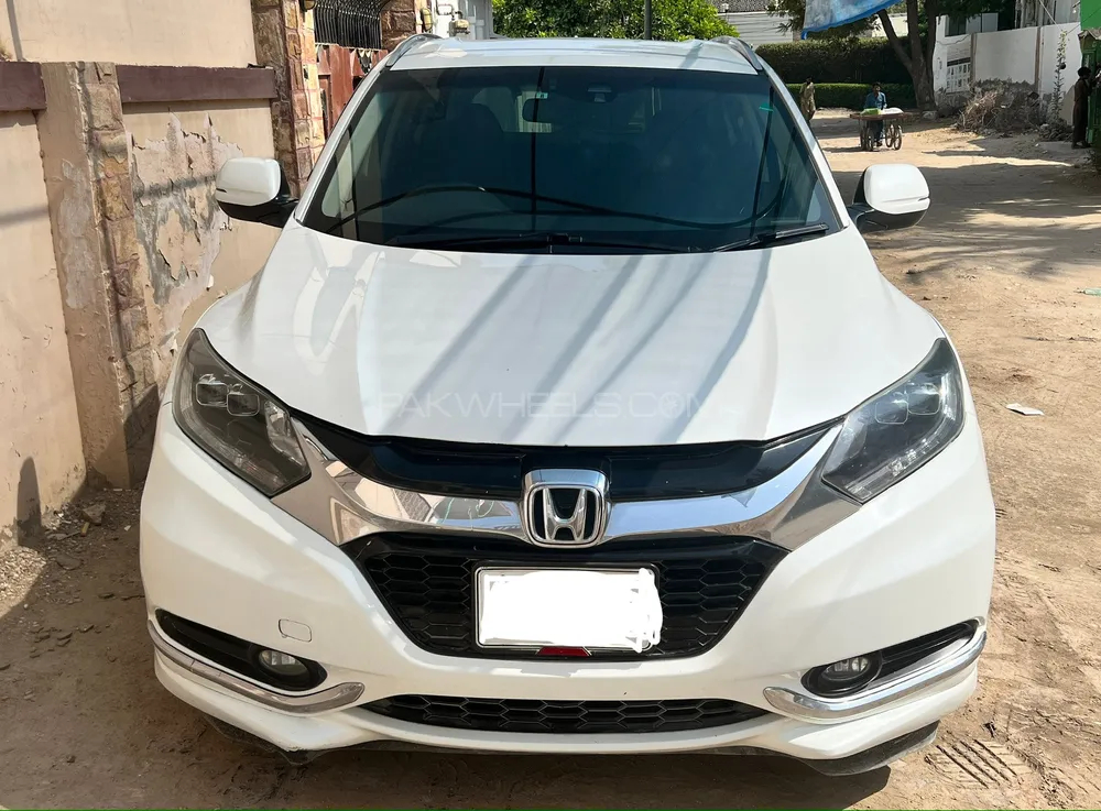 Honda Vezel 2014 for Sale in Hyderabad Image-1