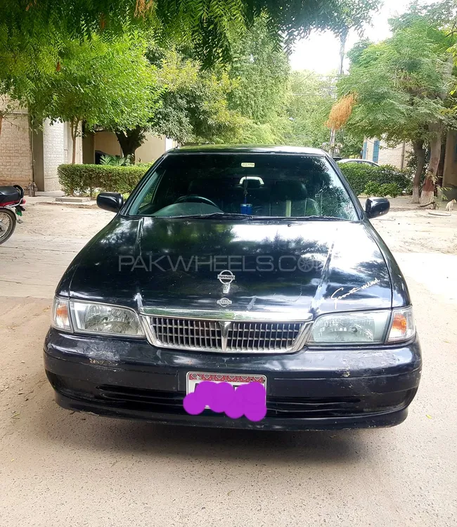 Nissan Sunny 2002 for Sale in Multan Image-1