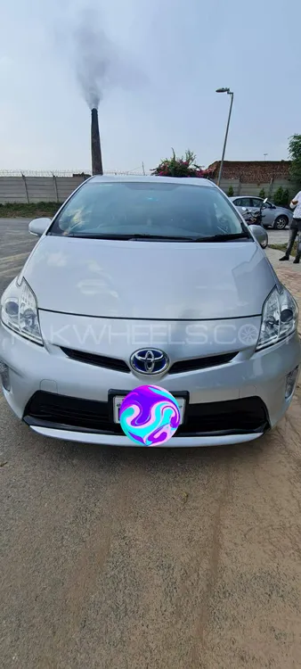 Toyota Prius 2012 for Sale in Lahore Image-1