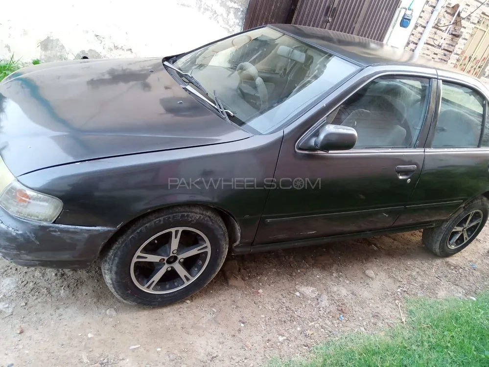 Nissan Sunny 1999 for Sale in Chakwal Image-1