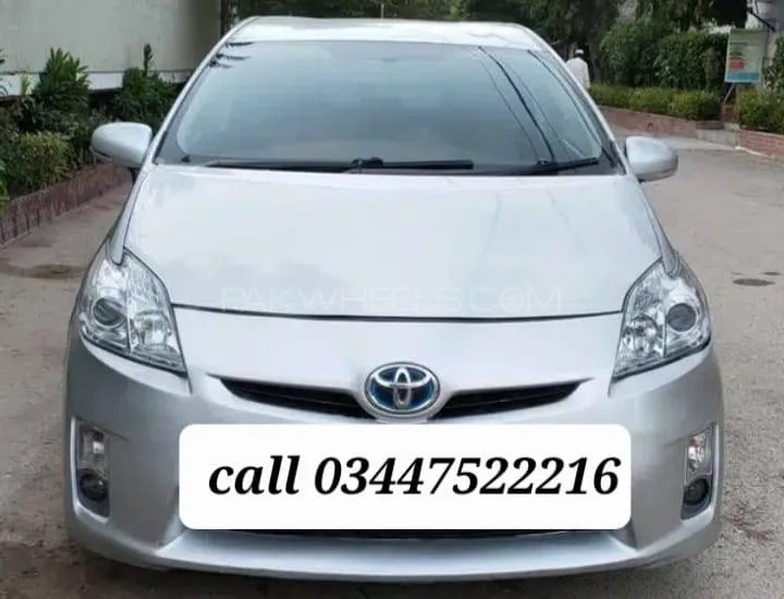 Toyota Prius 2010 for Sale in Murree Image-1