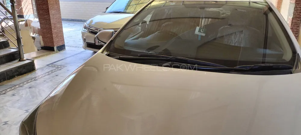 Toyota Corolla 2016 for Sale in Peshawar Image-1