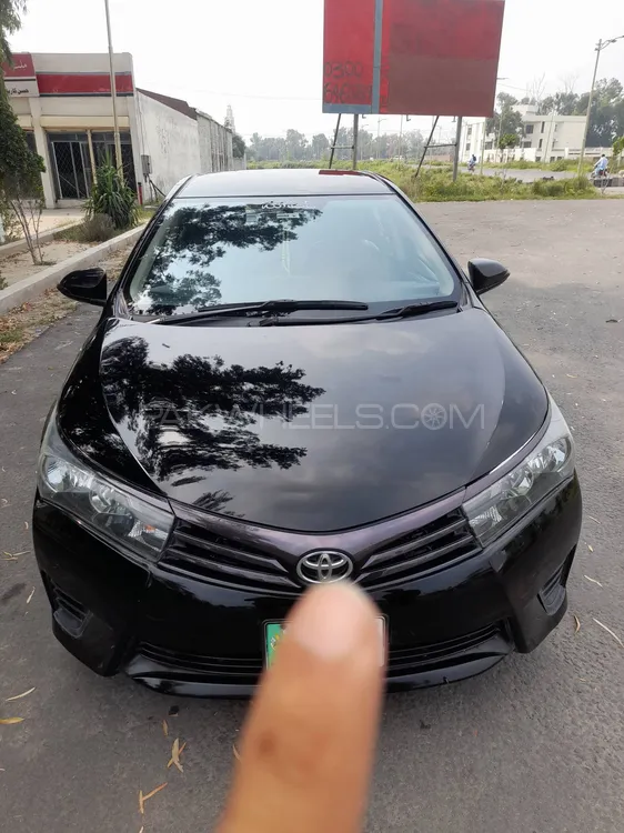 Toyota Corolla 2015 for Sale in Gujranwala Image-1