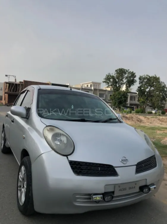 Nissan March 2003 for Sale in Multan Image-1