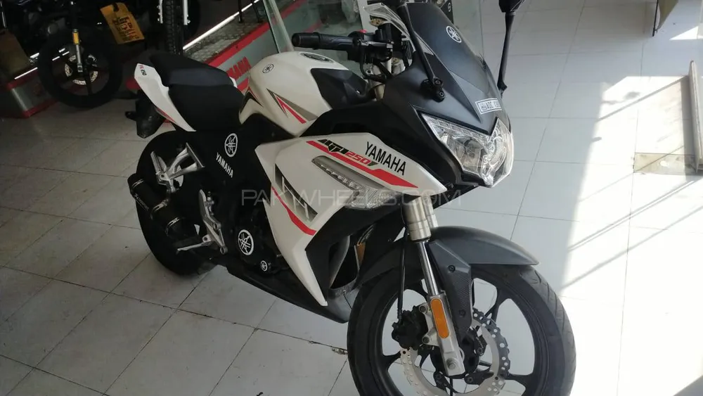 Yamaha  Fzr 250  2022 for Sale Image-1