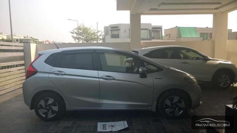 Honda Fit 2015 for Sale in Lahore Honda Fit 2015 for Sale in Lahore Image-6
