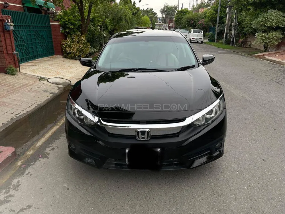 Honda Civic 2018 for Sale in Lahore Image-1