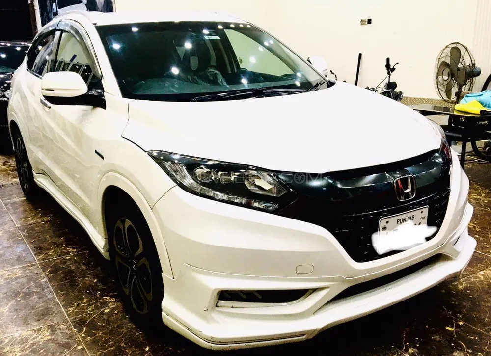 Honda Vezel 2015 for Sale in Sialkot Image-1