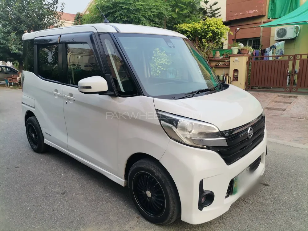 Nissan Roox 2015 for Sale in Lahore Image-1