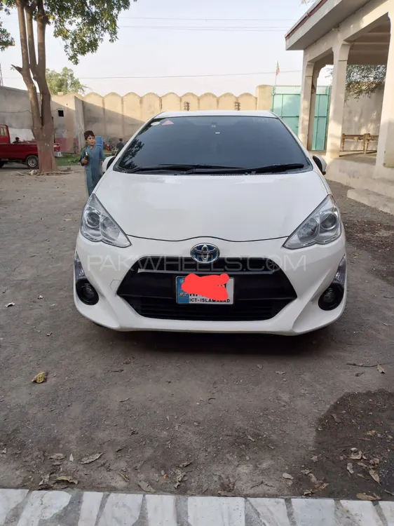 ٹویوٹا اکوا 2015 for Sale in پشاور Image-1