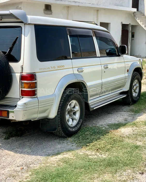 Mitsubishi Pajero 1993 for Sale in Swabi Image-1