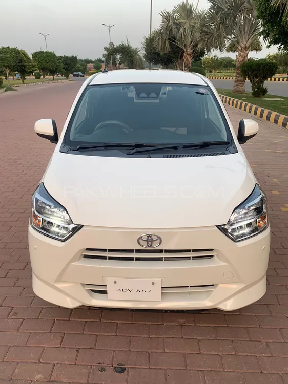 Toyota Pixis Epoch 2017 for Sale in Multan Image-1