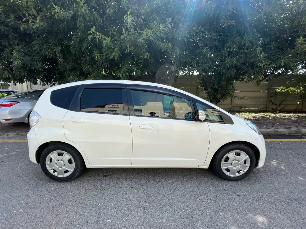 Honda Fit 2012 for Sale in Lahore Image-1