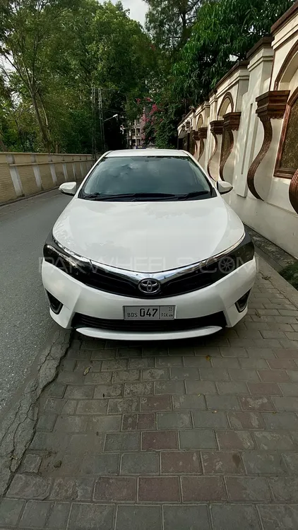 Toyota Corolla 2015 for Sale in Bannu Image-1