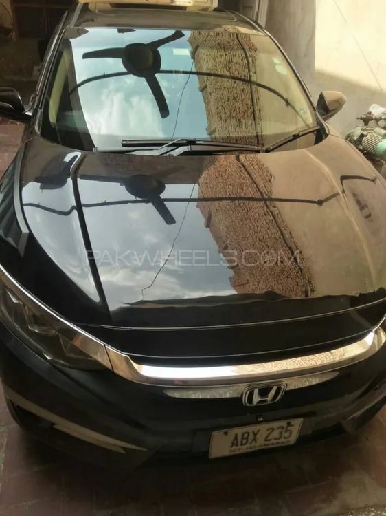 Honda Civic 2016 for Sale in Faisalabad Image-1