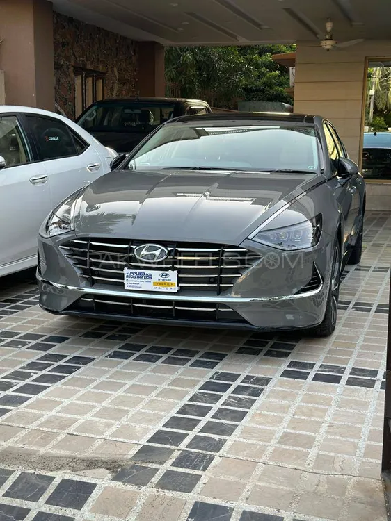 Hyundai Sonata 2023 for Sale in Lahore Image-1
