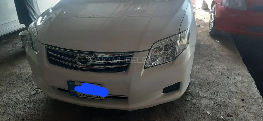 Toyota Corolla Axio 2010 for Sale in Bannu Image-1