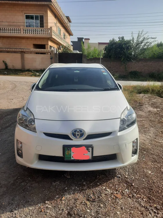 Toyota Prius 2011 for Sale in Peshawar Image-1