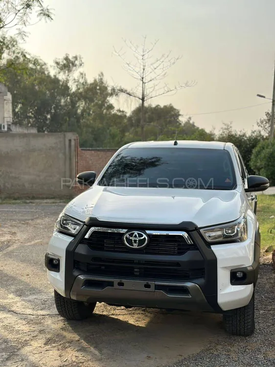 Toyota Hilux 2018 for Sale in Kotla arab ali khan Image-1