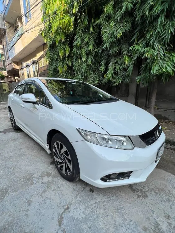 Honda Civic 2014 for Sale in Lahore Image-1