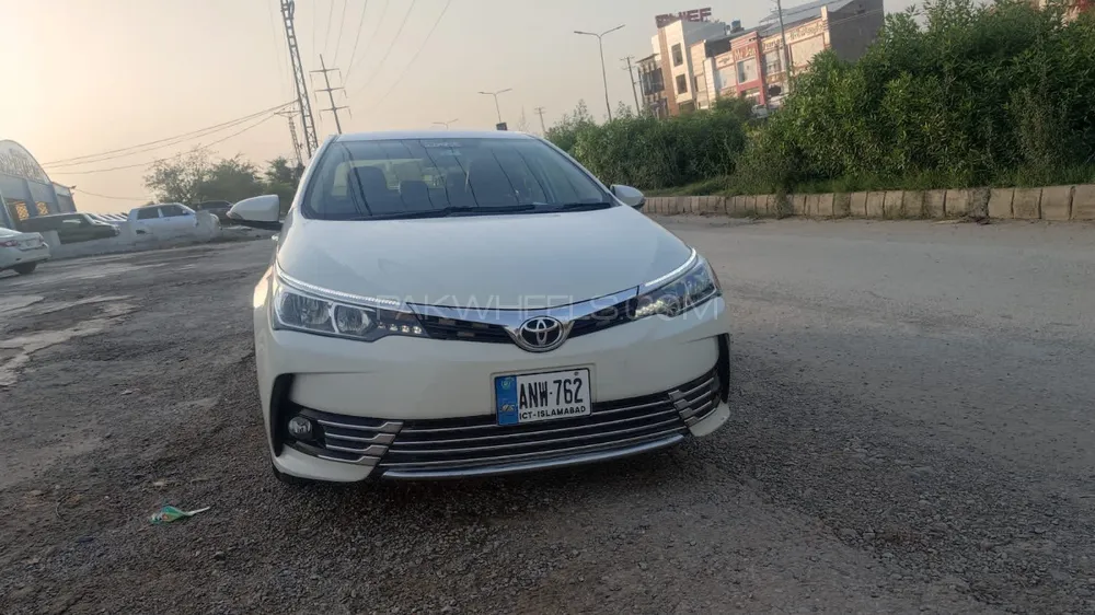 Toyota Corolla 2019 for Sale in Islamabad Image-1