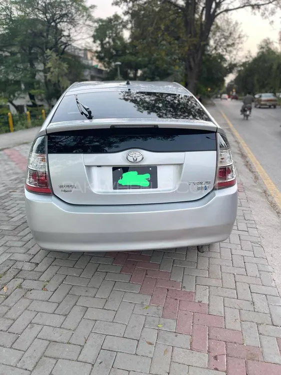Toyota Prius 2007 for Sale in Islamabad Image-1