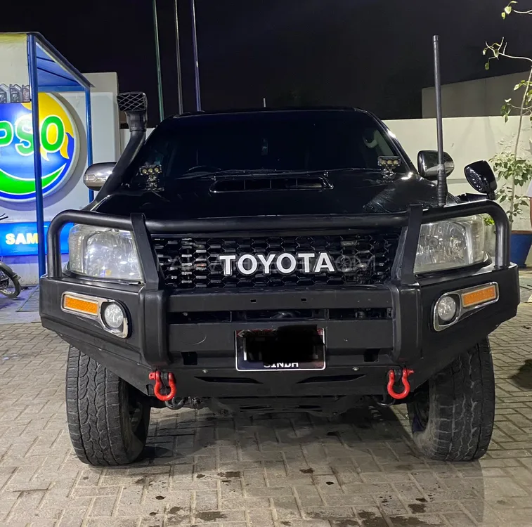 Toyota Hilux 2012 for Sale in Karachi Image-1