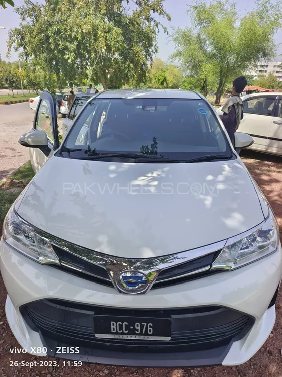 Toyota Corolla Fielder 2018 for Sale in Islamabad Image-1