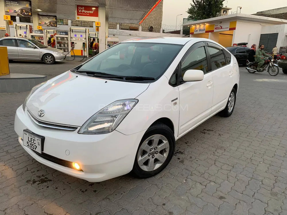 Toyota Prius 2007 for Sale in Rawalpindi Image-1
