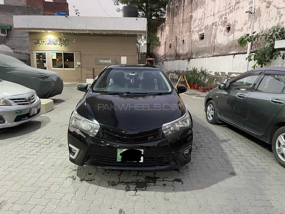 Toyota Corolla 2015 for Sale in Lahore Image-1