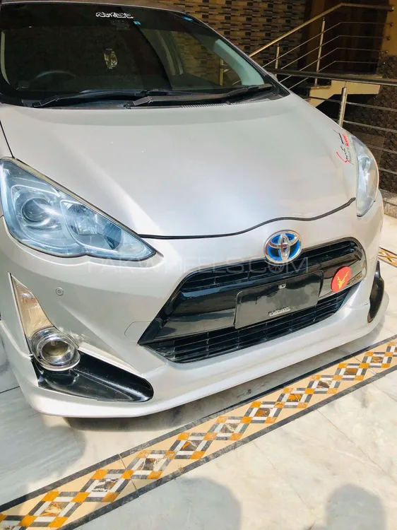 Toyota Aqua 2016 for Sale in Peshawar Image-1