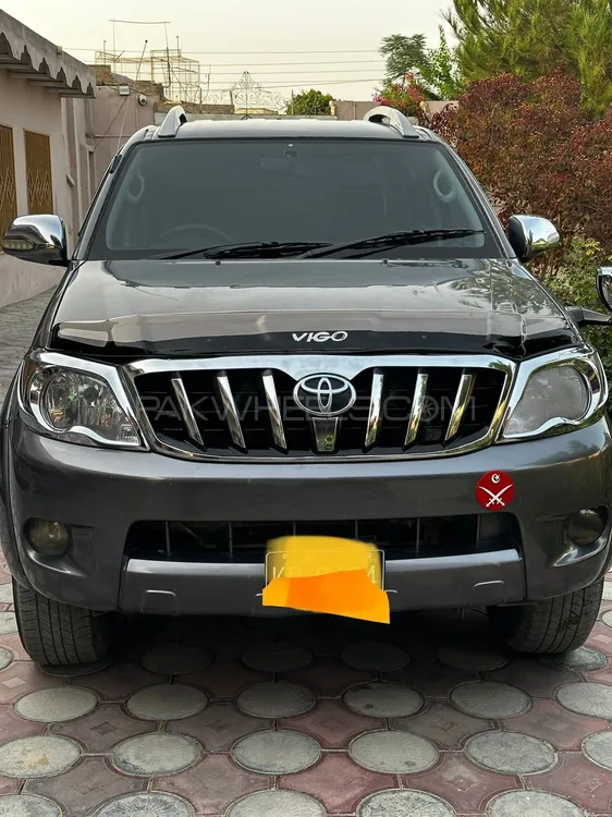Toyota Hilux 2011 for Sale in Nowshera Image-1