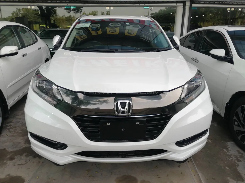 Honda Vezel 2016 for Sale in Islamabad Image-1