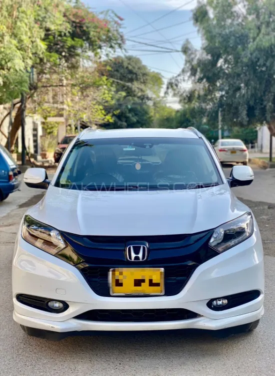 Honda Vezel 2016 for Sale in Karachi Image-1