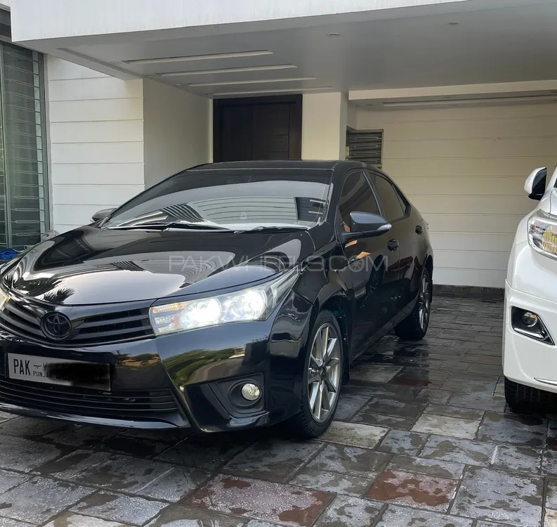 Toyota Corolla 2014 for Sale in Lahore Image-1